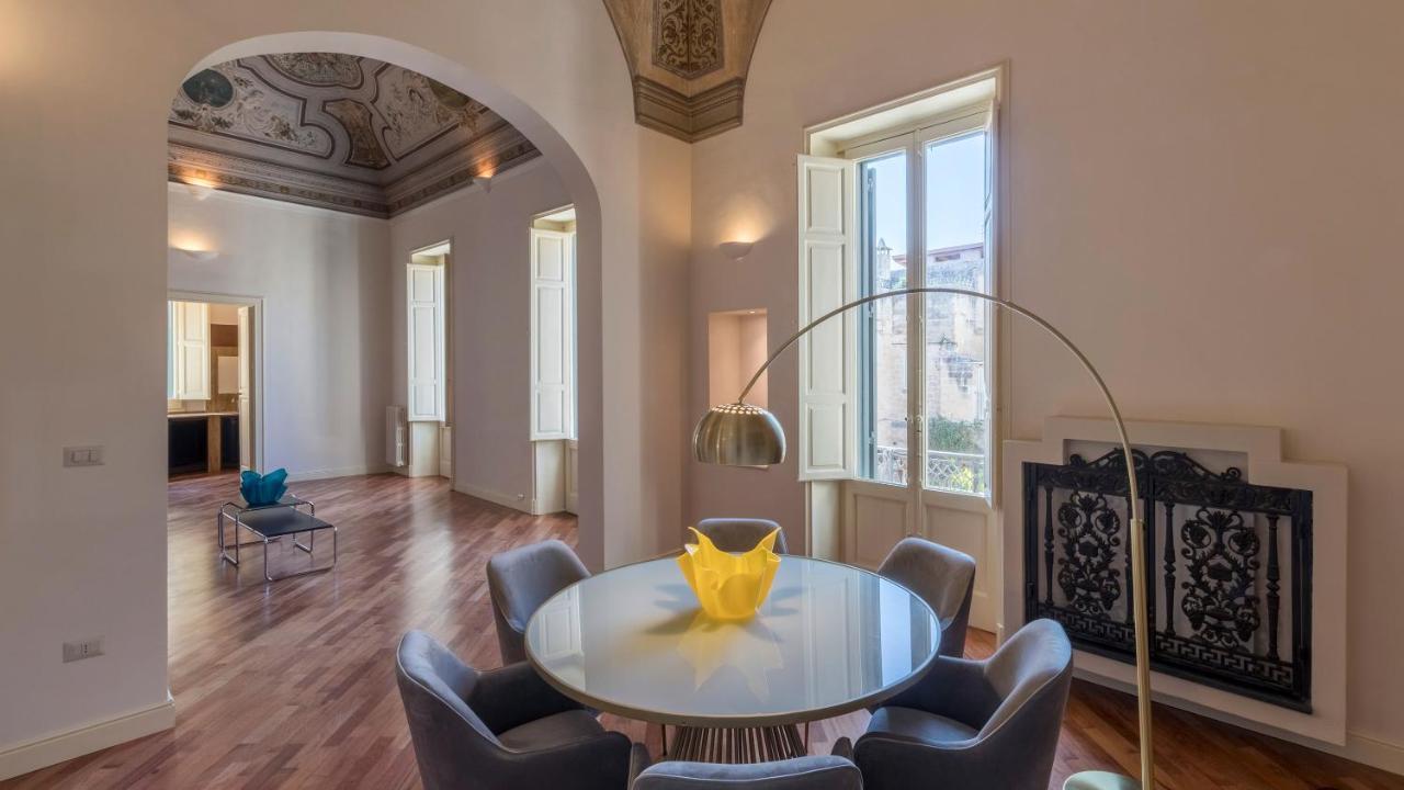 Appartamento Palazzo Acquaviva - Il Giardino Sospeso Lecce Esterno foto